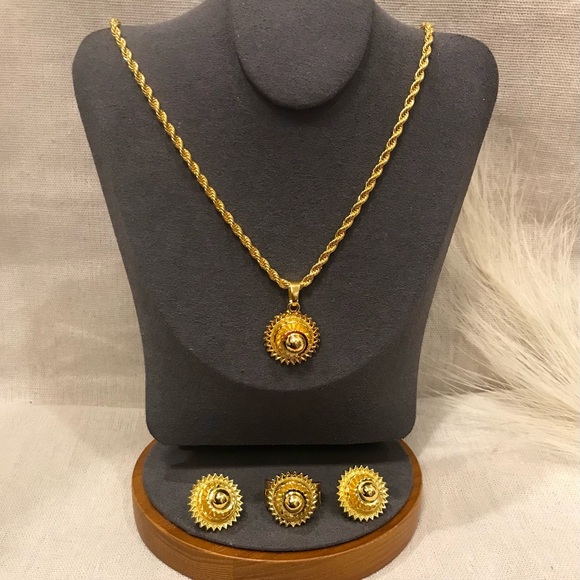 Gold Jewelry Set for Women, African Jewelry Set, Gold Necklace, Gold Earrings - Picture 6 of 9